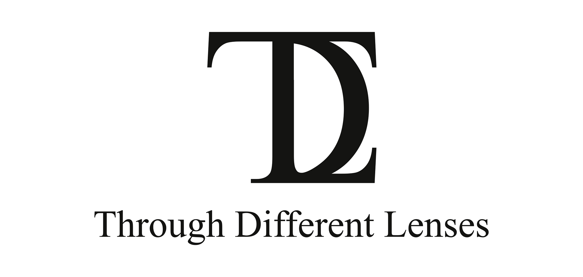 Graphik und Schriftzug "Through Different Lenses" als Logo von TDL-Korfmann,