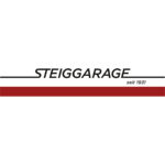 Schriftzug von Steiggarage mit dem Zusatz "seit 1931" und einem dunkelroten breiten Streifen unter der ganzen Länge des Schriftzugs